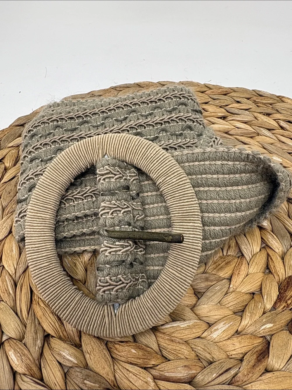 BELT Gray and Beige Yarn and Braided Gimp Trim Pattern Unbranded